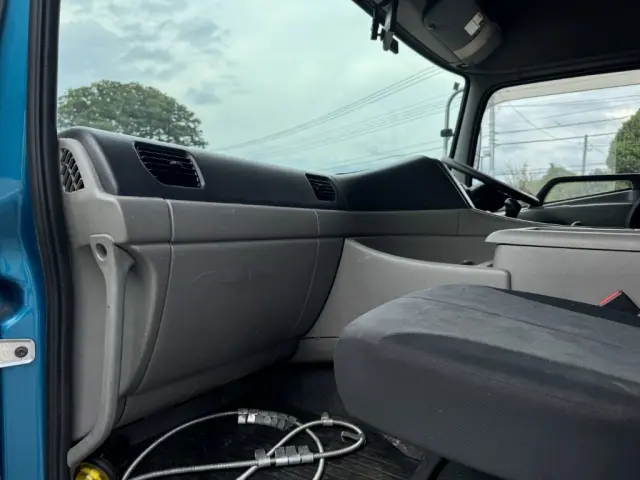 ＵＤ クオン QPG-CG5ZA(8x4)の写真38