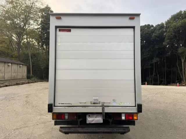 いすゞ エルフ TRG-NMR85AN(2WD)の写真7