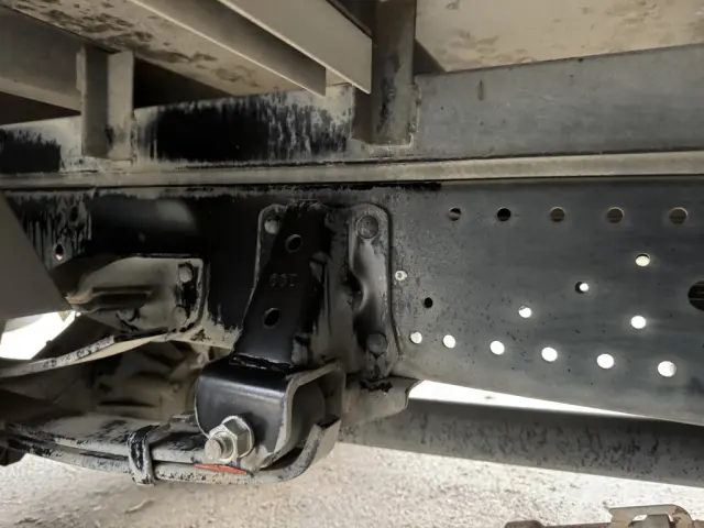 いすゞ エルフ TRG-NMR85AN(2WD)の写真14