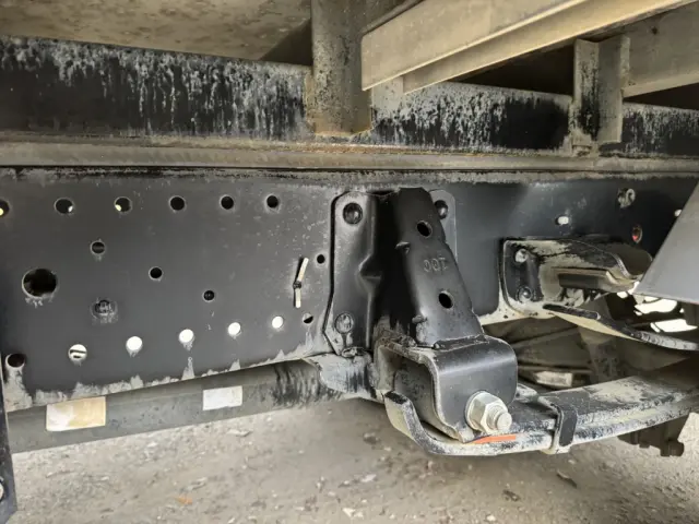 いすゞ エルフ TRG-NMR85AN(2WD)の写真16