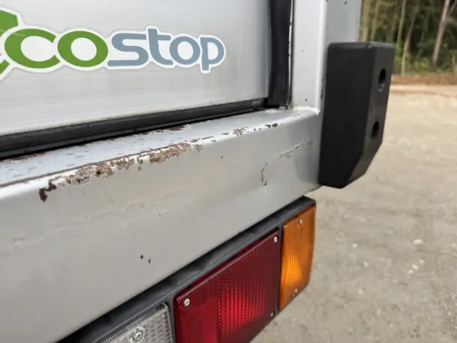 いすゞ エルフ TRG-NMR85AN(2WD)の写真41