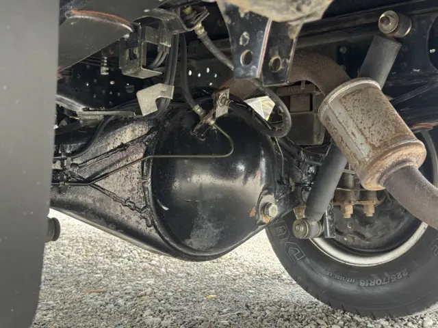 いすゞ エルフ PB-NPR81AN(2WD)の写真24