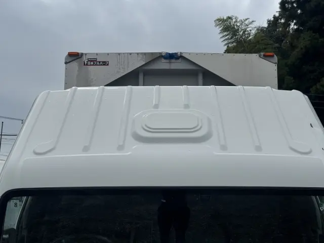 いすゞ エルフ PB-NPR81AN(2WD)の写真40