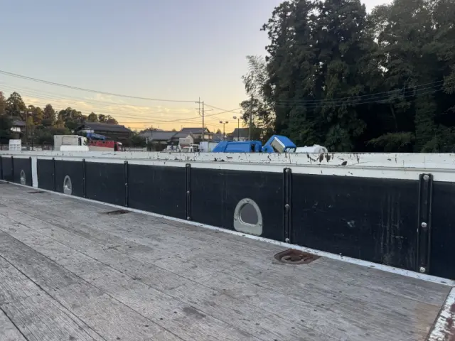 いすゞ フォワード 2PG-FRR90S1(2WD)の写真11