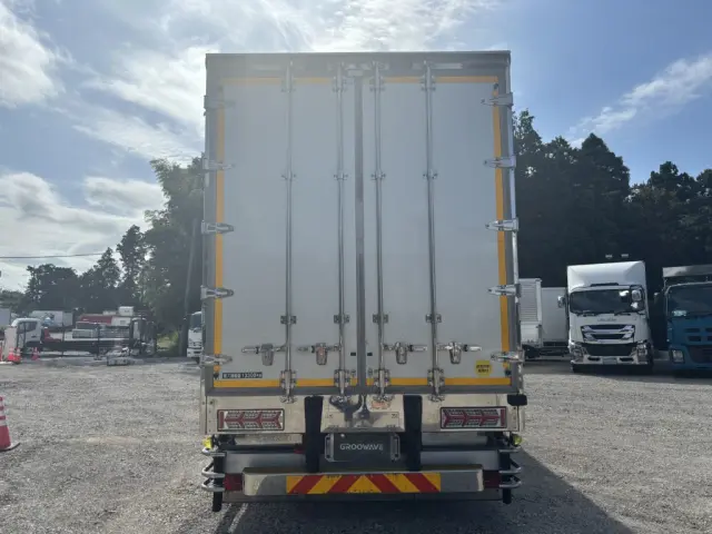 日野 プロフィア 2DG-FW1AHJ(8x4)の写真9