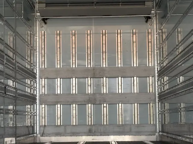 日野 プロフィア 2DG-FW1AHJ(8x4)の写真15