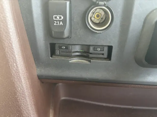 日野 プロフィア 2DG-FW1AHJ(8x4)の写真32