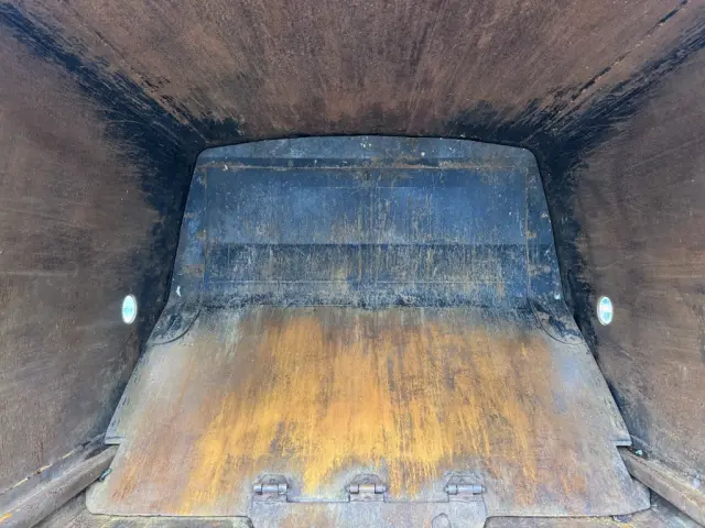 日野 デュトロ TSG-XKU600X(2WD)の写真18