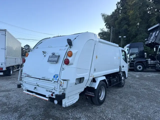 三菱 キャンター TPG-FEA50(2WD)の写真3