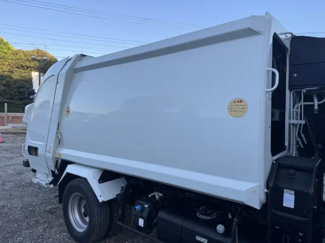 三菱 キャンター TPG-FEA50(2WD)の写真6