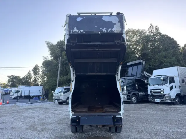 三菱 キャンター TPG-FEA50(2WD)の写真19