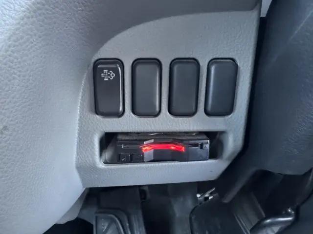 三菱 キャンター TPG-FEA50(2WD)の写真31