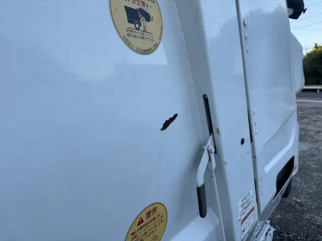 三菱 キャンター TPG-FEA50(2WD)の写真47