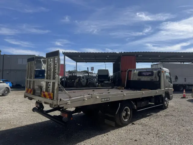 三菱 キャンター TPG-FEB80(2WD)の写真3