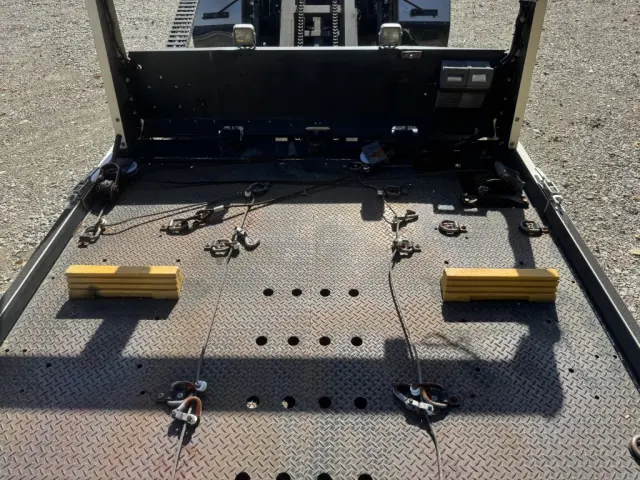 三菱 キャンター TPG-FEB80(2WD)の写真12