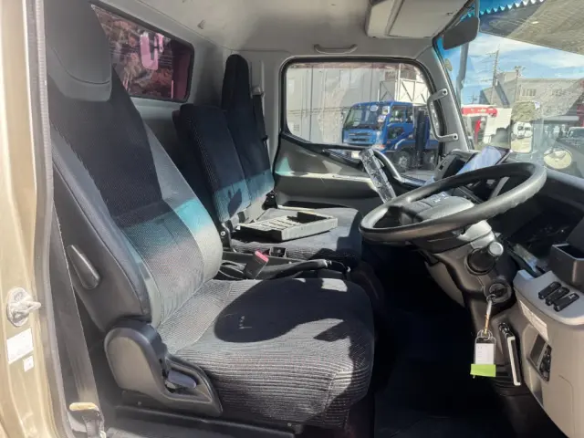 三菱 キャンター TPG-FEB80(2WD)の写真32