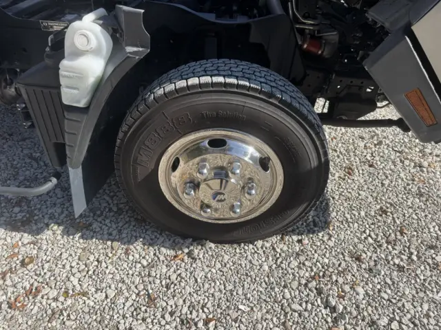 三菱 キャンター TPG-FEB80(2WD)の写真43