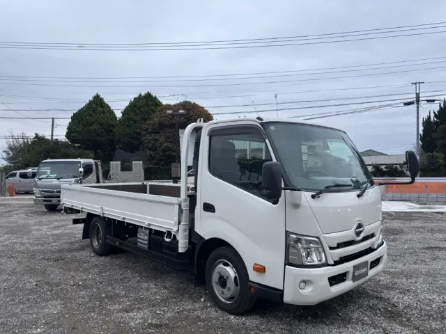 日野 デュトロ 2RG-XZU710M(2WD)の写真2