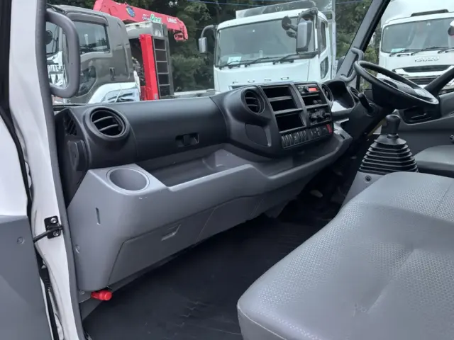 日野 デュトロ 2RG-XZU710M(2WD)の写真26