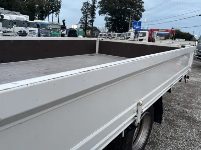 日野 デュトロ 2RG-XZU710M(2WD)の写真38