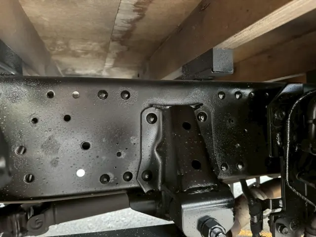 いすゞ エルフ 2RG-NPR88AR(2WD)の写真20