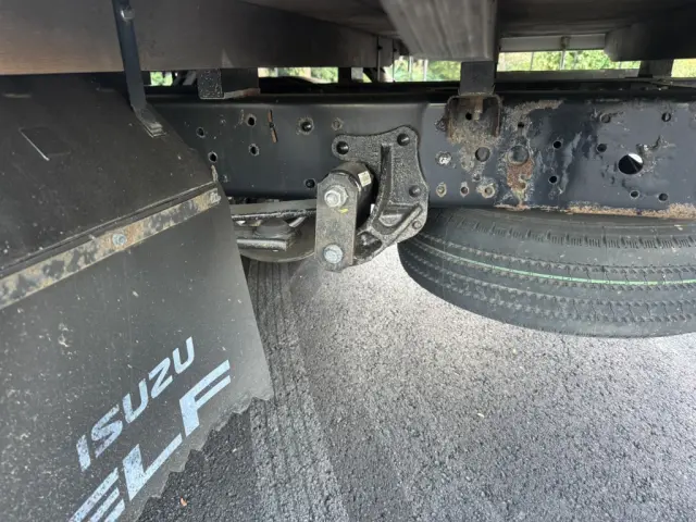 いすゞ エルフ 2RG-NPR88AR(2WD)の写真22