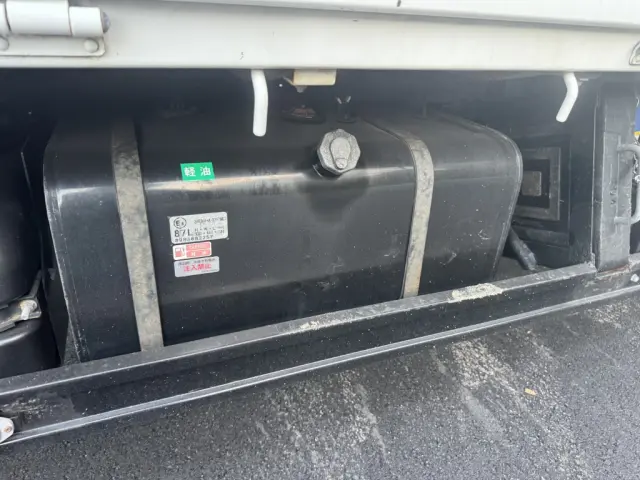 いすゞ エルフ 2RG-NPR88AR(2WD)の写真27