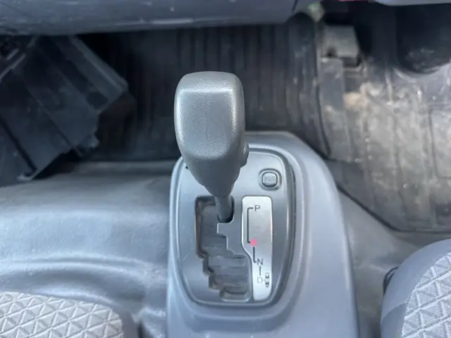 いすゞ エルフ 2RG-NPR88AR(2WD)の写真34