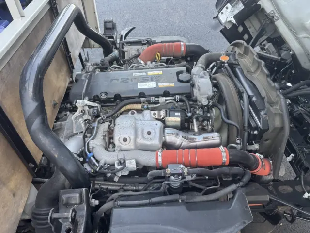 いすゞ エルフ 2RG-NPR88AR(2WD)の写真38