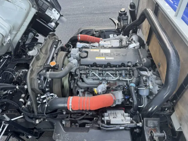 いすゞ エルフ 2RG-NPR88AR(2WD)の写真38