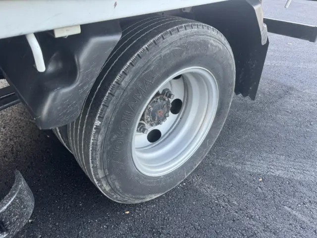 いすゞ エルフ 2RG-NPR88AR(2WD)の写真44