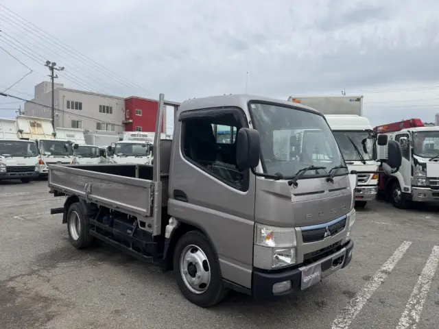 三菱 キャンター 2PG-FEAV0(2WD)の写真2