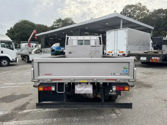 三菱 キャンター 2PG-FEAV0(2WD)の写真8