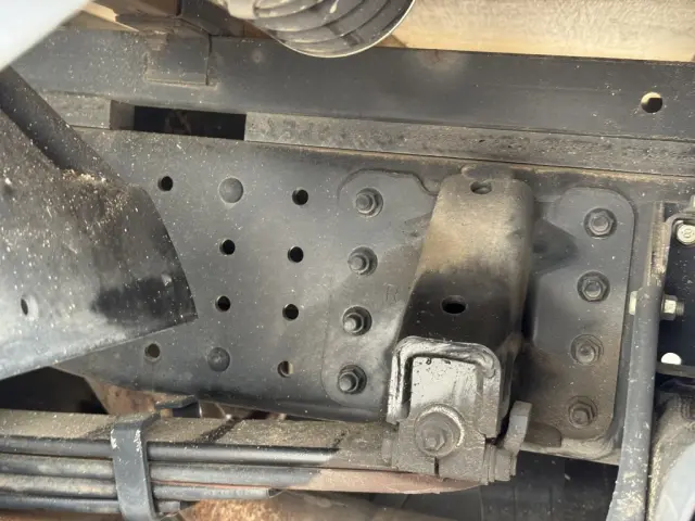 三菱 キャンター 2PG-FEAV0(2WD)の写真14