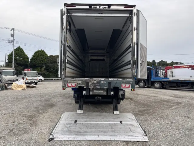 UD クオン 2PG-CG5CA(8x4)の写真10