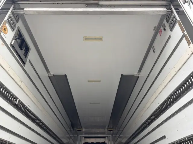 UD クオン 2PG-CG5CA(8x4)の写真17