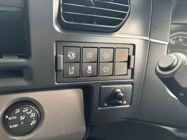 UD クオン 2PG-CG5CA(8x4)の写真32