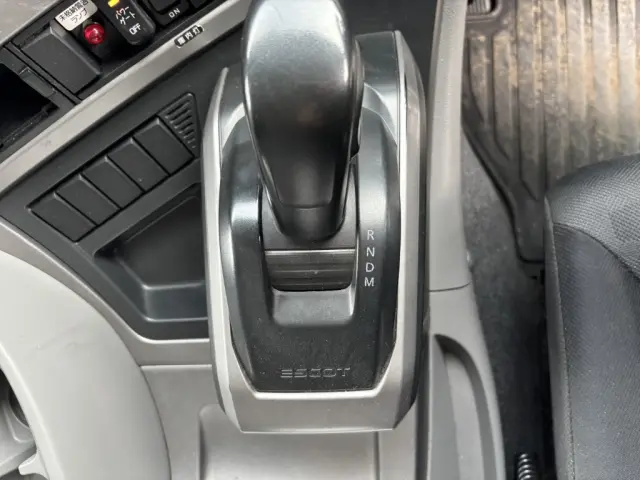 UD クオン 2PG-CG5CA(8x4)の写真35