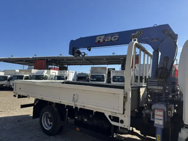 いすゞ エルフ PB-NPR81AR(2WD)の写真6