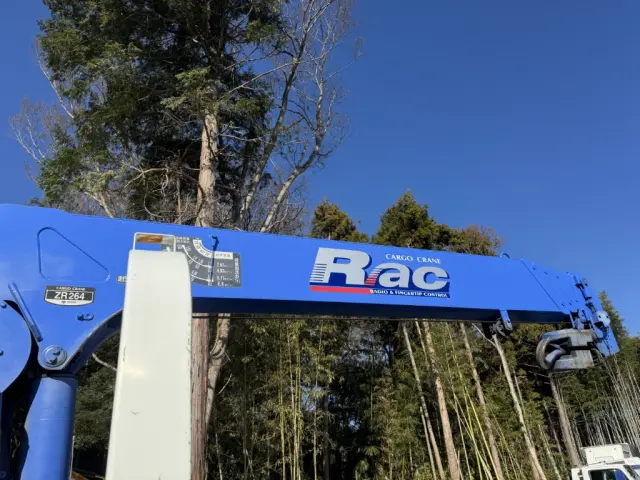 いすゞ エルフ PB-NPR81AR(2WD)の写真14