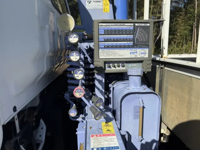 いすゞ エルフ PB-NPR81AR(2WD)の写真21