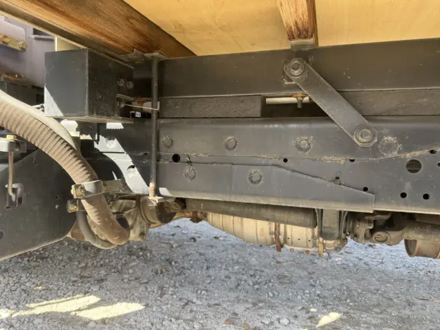 いすゞ エルフ PB-NPR81AR(2WD)の写真23