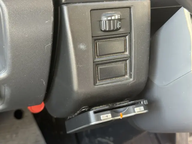 いすゞ エルフ PB-NPR81AR(2WD)の写真35