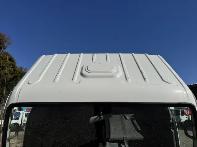 いすゞ エルフ PB-NPR81AR(2WD)の写真40