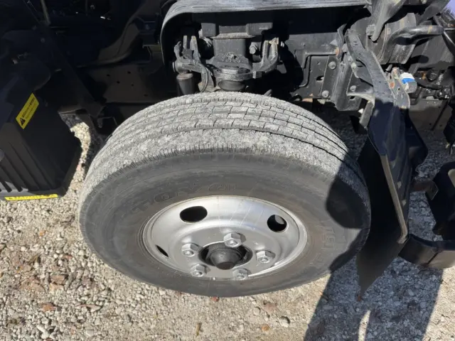 いすゞ エルフ PB-NPR81AR(2WD)の写真42