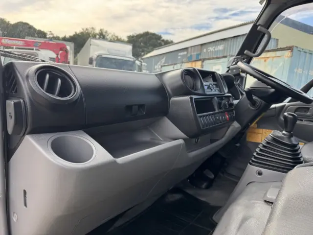 日野 デュトロ TKG-XZU600X(2WD)の写真35