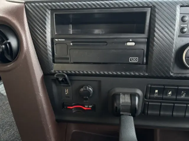 日野 プロフィア 2DG-FW1EHG(8x4)の写真35