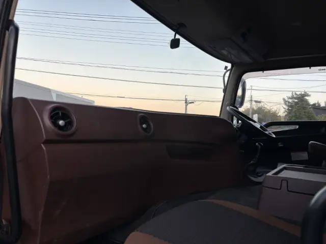 日野 プロフィア 2DG-FW1EHG(8x4)の写真38