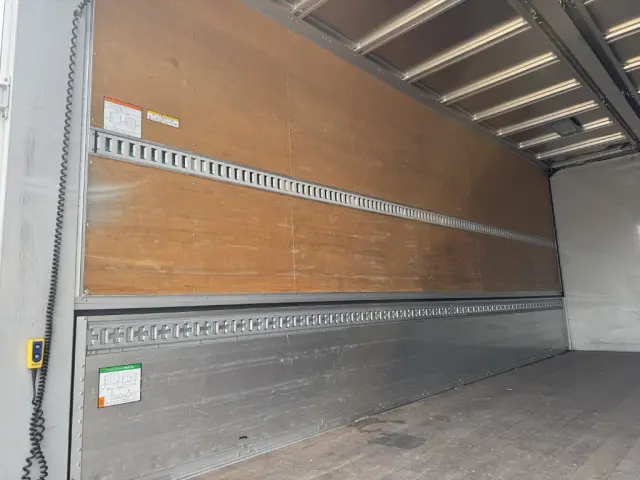 日野 レンジャー 2PG-FD2ABA(2WD)の写真12