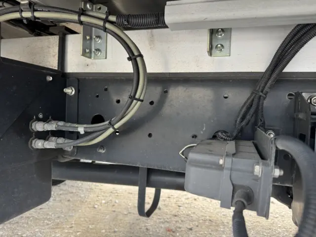 日野 レンジャー 2PG-FD2ABA(2WD)の写真25